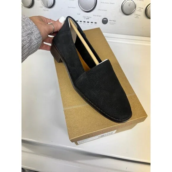 Lucky Brand Harping Slip On Flats - Picture 1 of 7